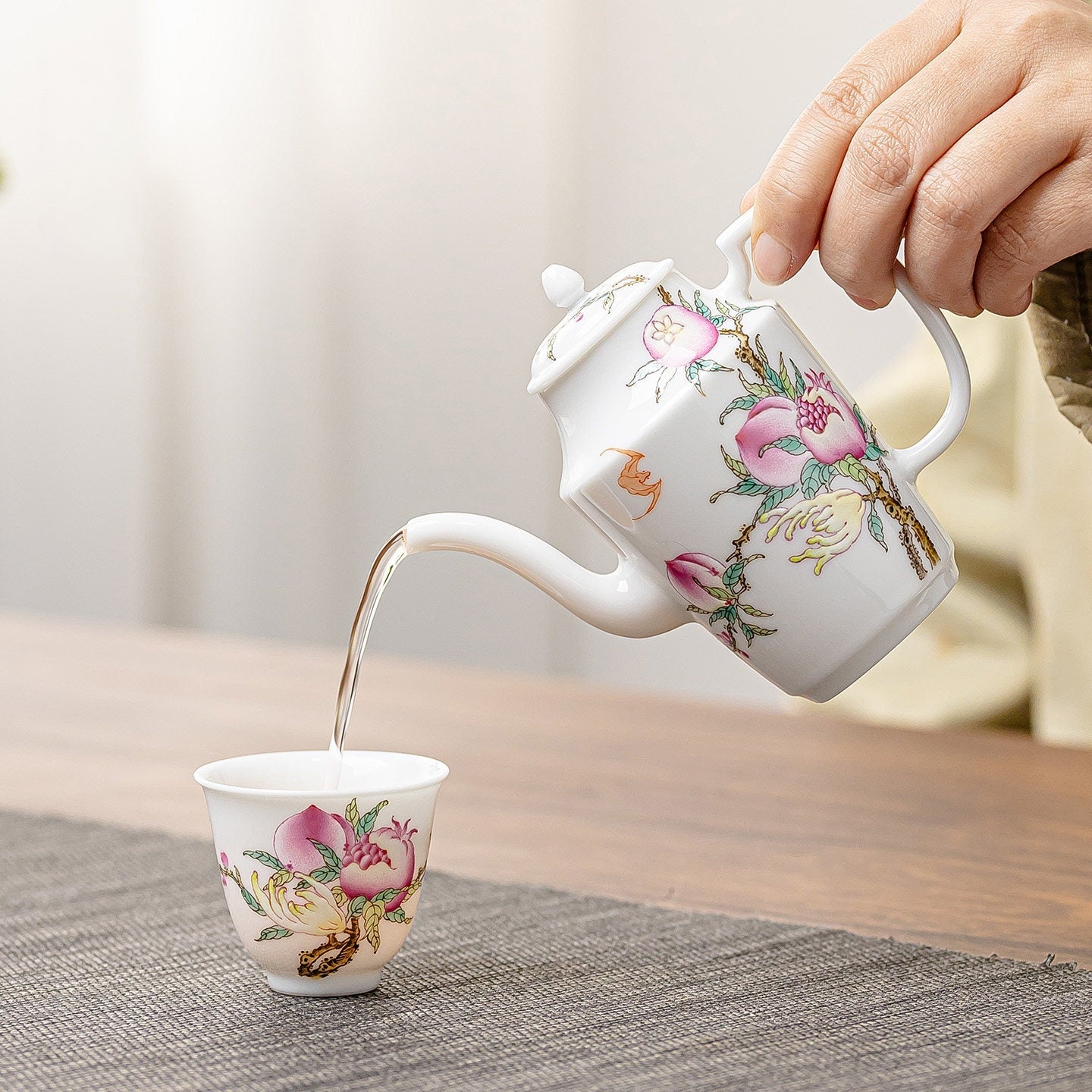San Duo 170cc - Jing De Zhen Porcelain Teapot zycschina