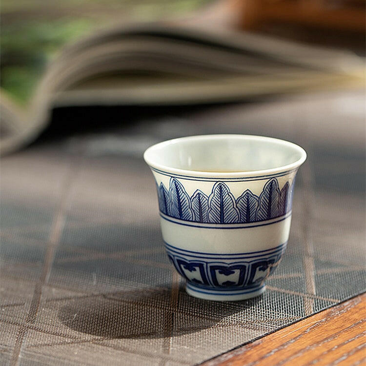 Lian Ban Jiao Ye - Jing De Zhen Porcelain Teacup zycschina