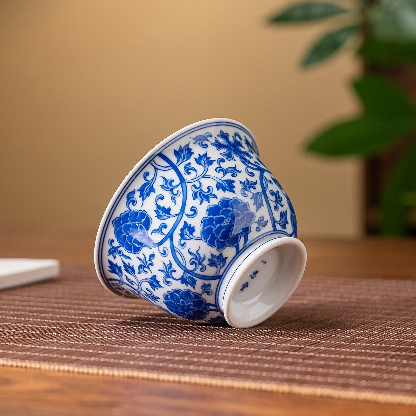 Chan Zhi Mu Dan 150cc - Jing De Zhen Porcelain Gaiwan zycschina