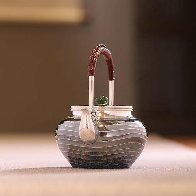 Shui Bo Wen Ti Liang 300cc - Handmade silver pot zycschina