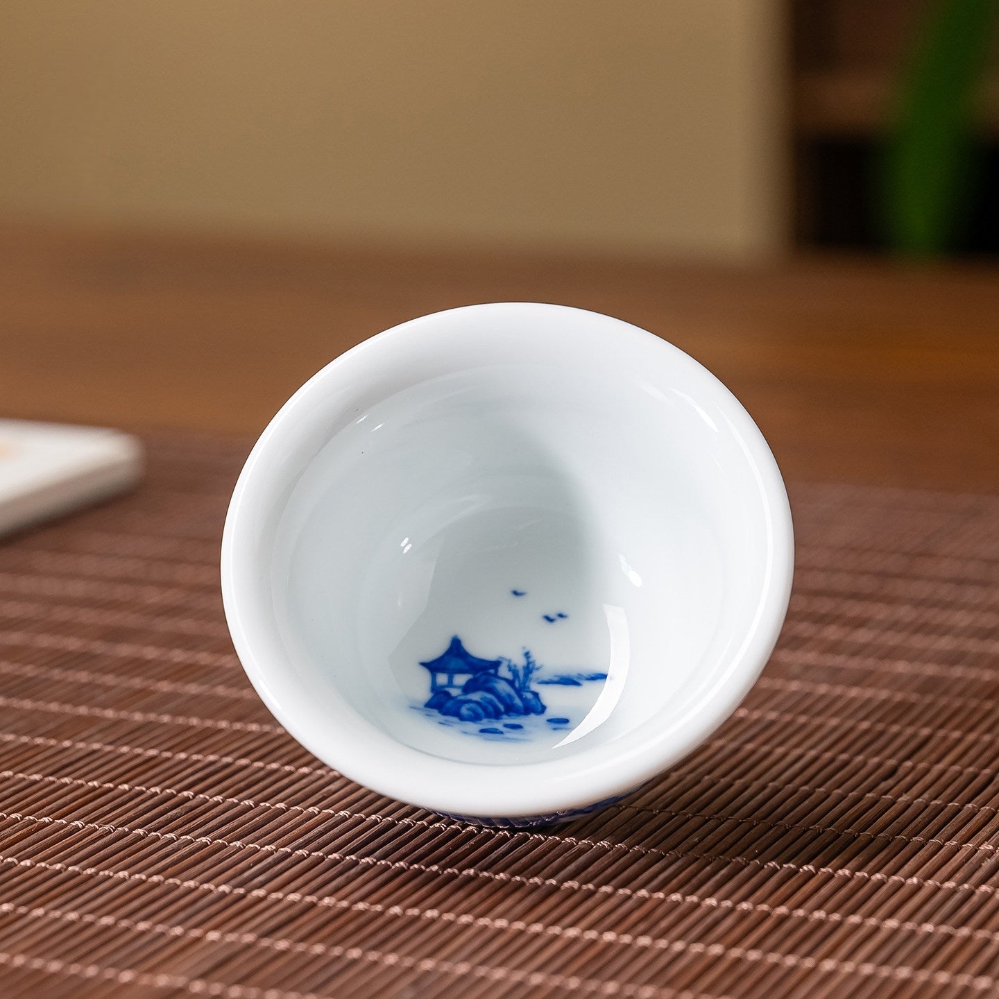 Shan Shui 100cc - Jing De Zhen Porcelain Gaiwan zycschina