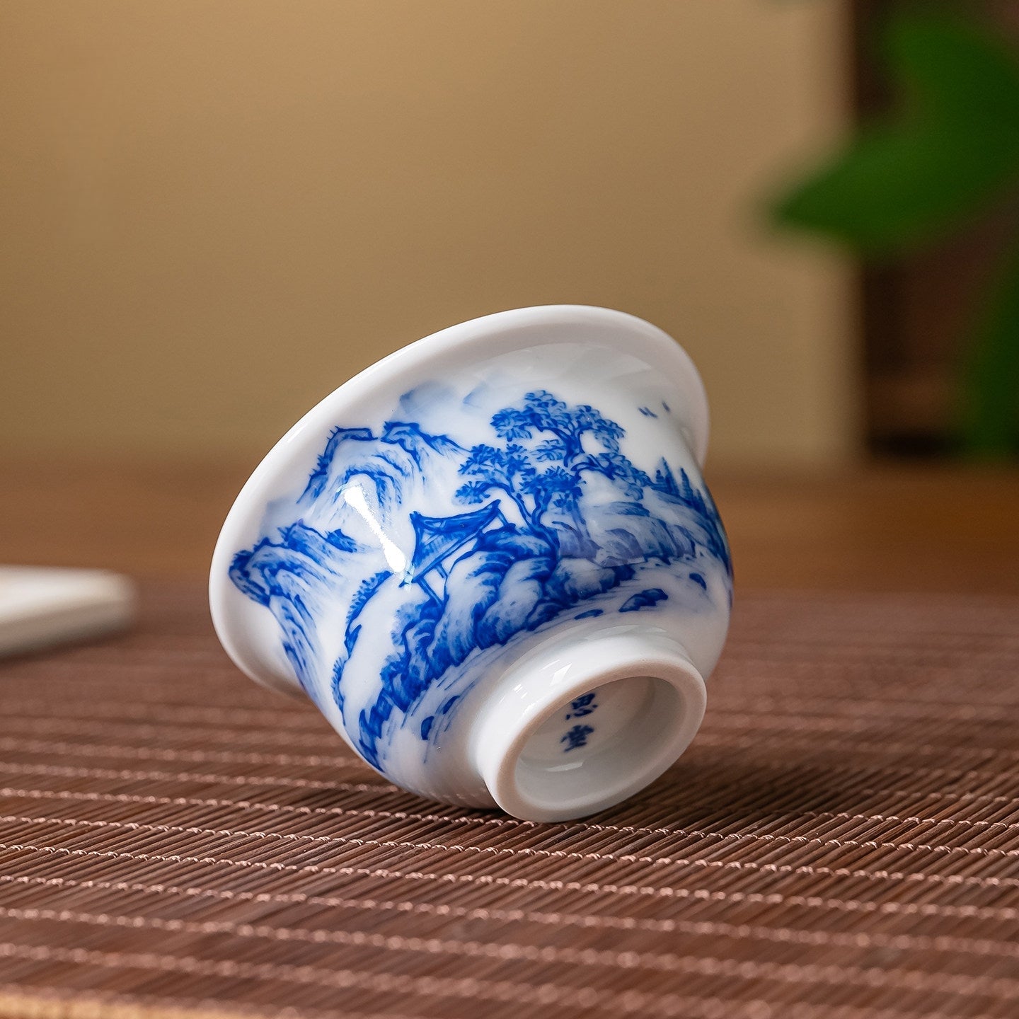 Shan Shui 100cc - Jing De Zhen Porcelain Gaiwan zycschina