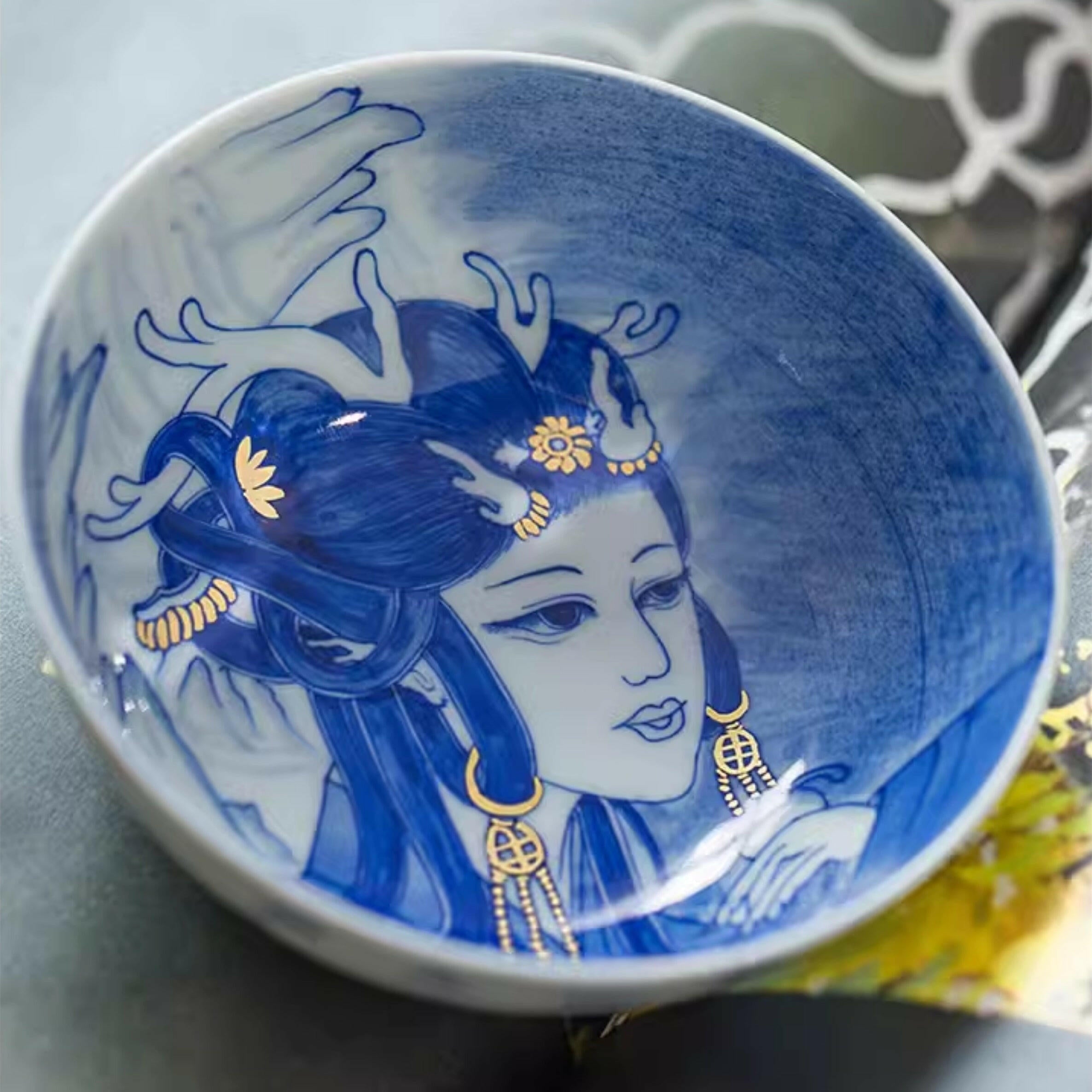 Shou Hui Ren Wu - Jing De Zhen Porcelain Teacup zycschina