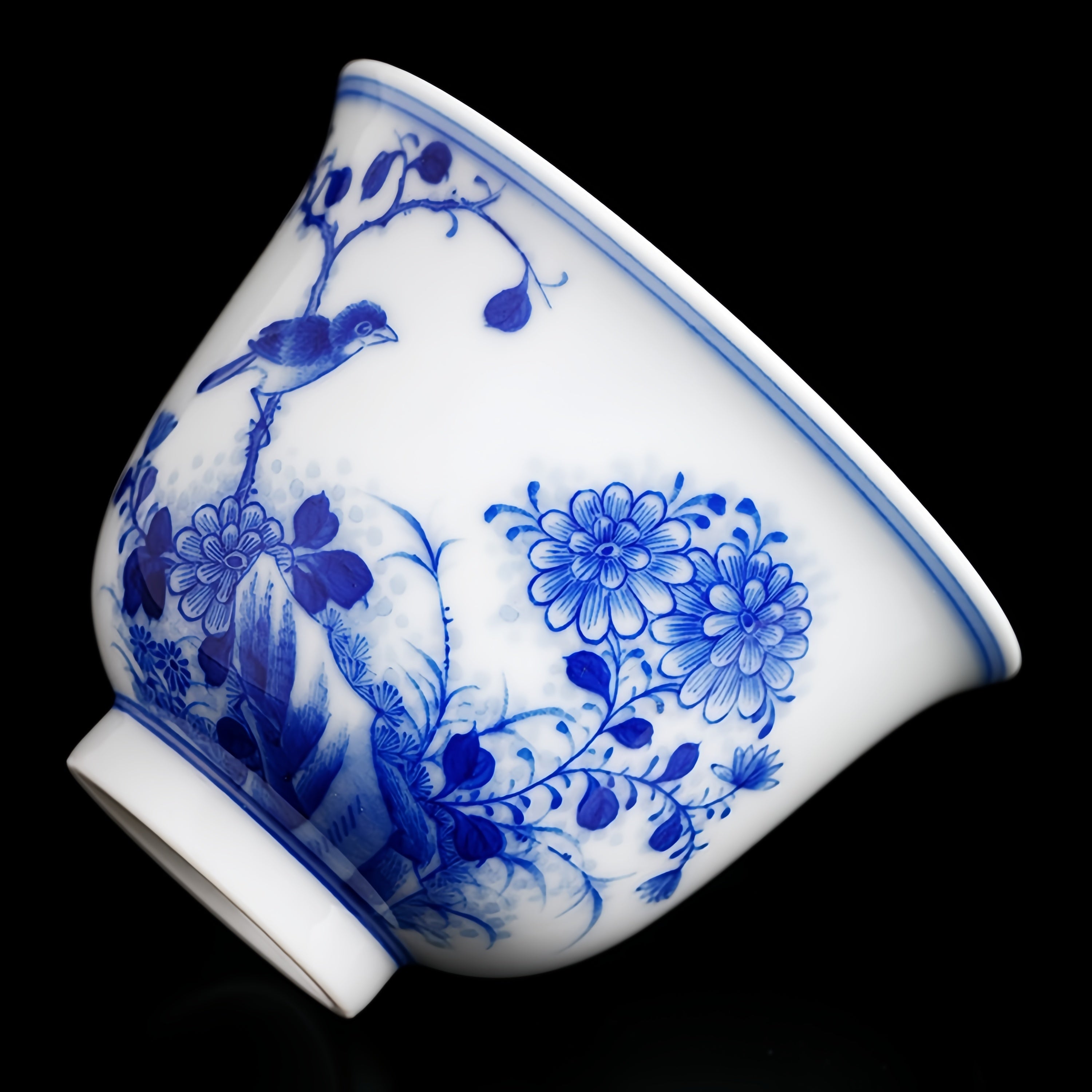 Ju Shi Hua Niao 70cc - Jing De Zhen Porcelain Teacup.