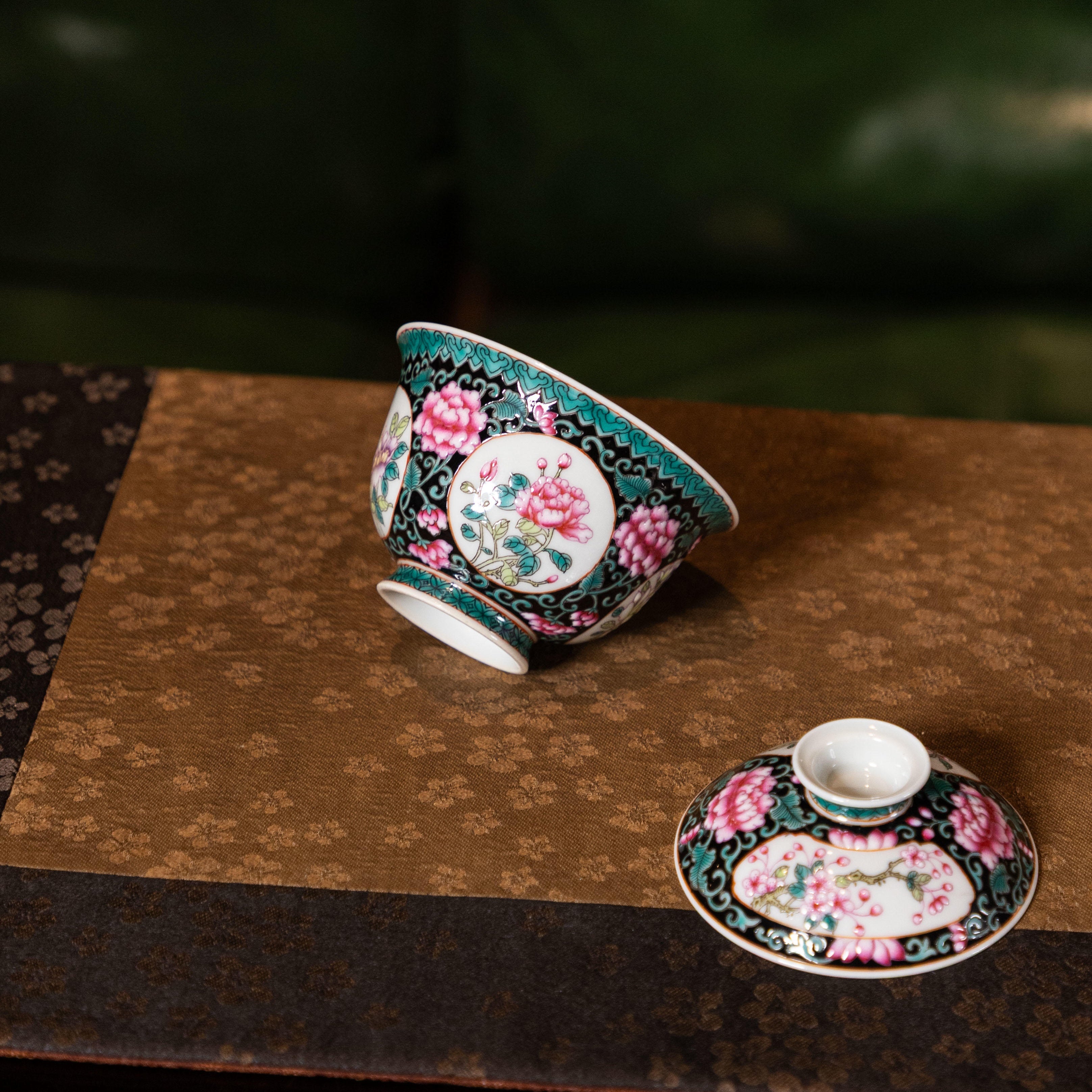 Hua Hui 90cc - Jing De Zhen Porcelain Gaiwan zycschina