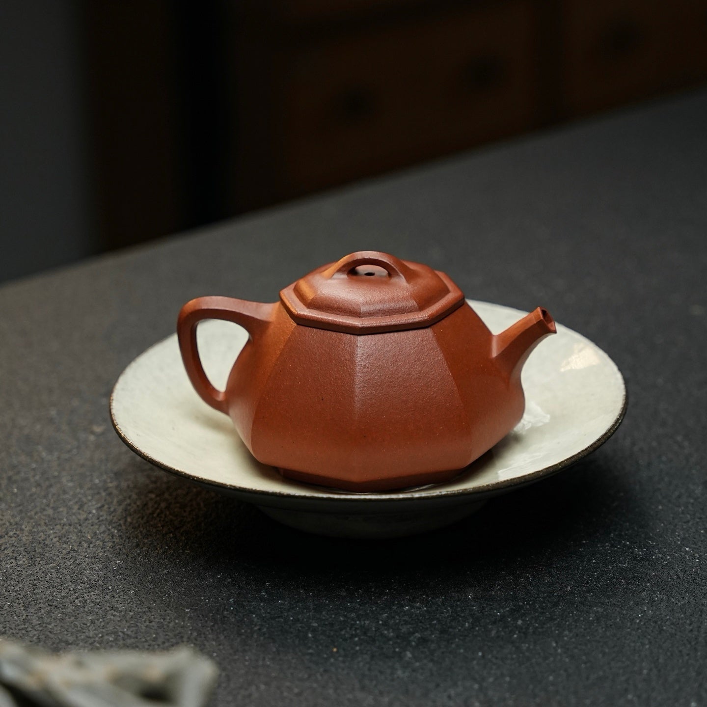 Ba Fang Jing Piao 180cc - Yixing Handmade Teapot 江苏宜兴