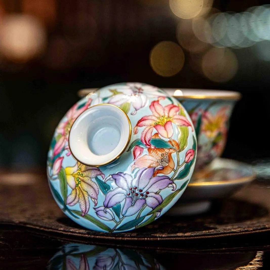 Bai He Hua 125cc - Jing De Zhen Porcelain Gaiwan zycschina