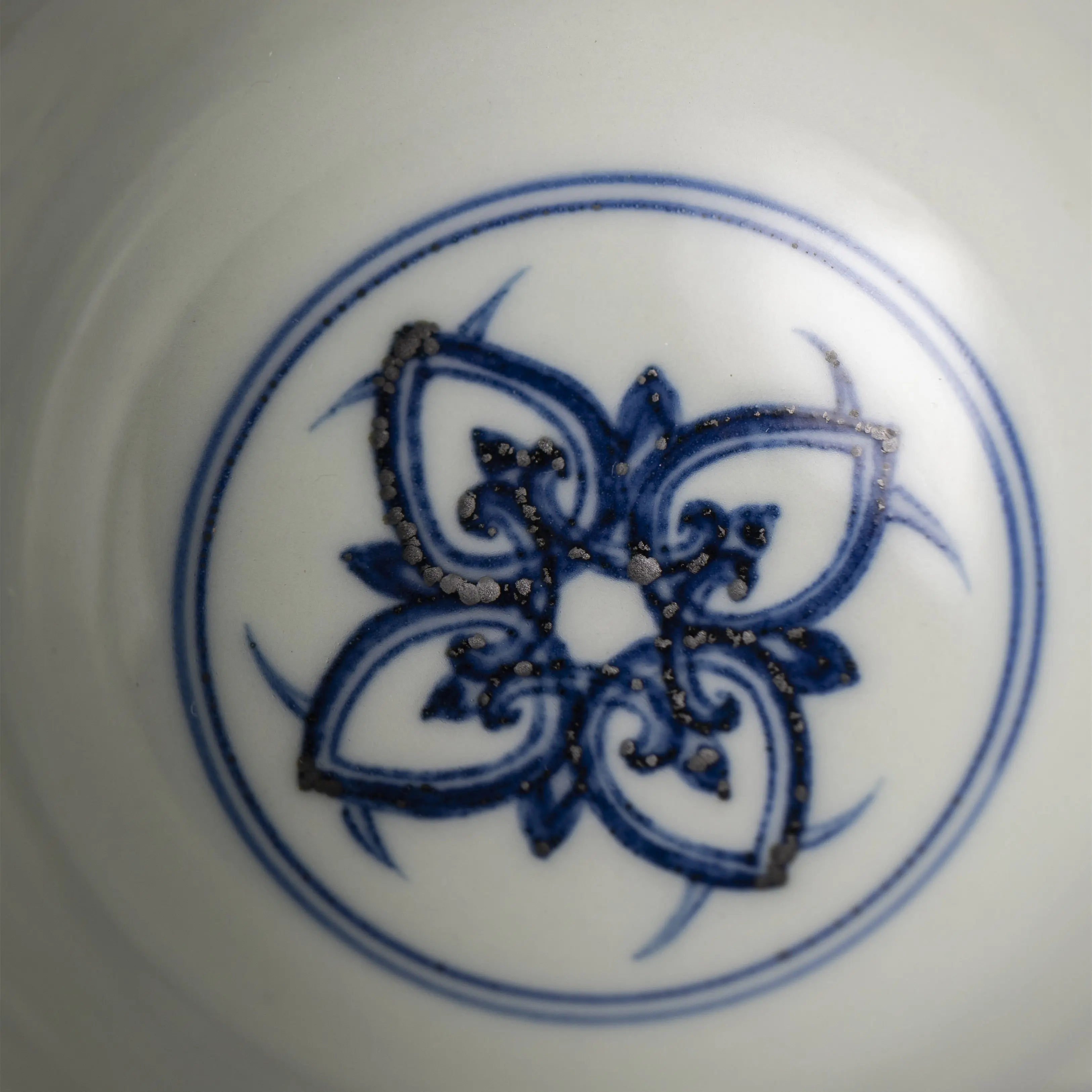 Bao Xiang Wen - Jing De Zhen Porcelain Gaiwan zycschina