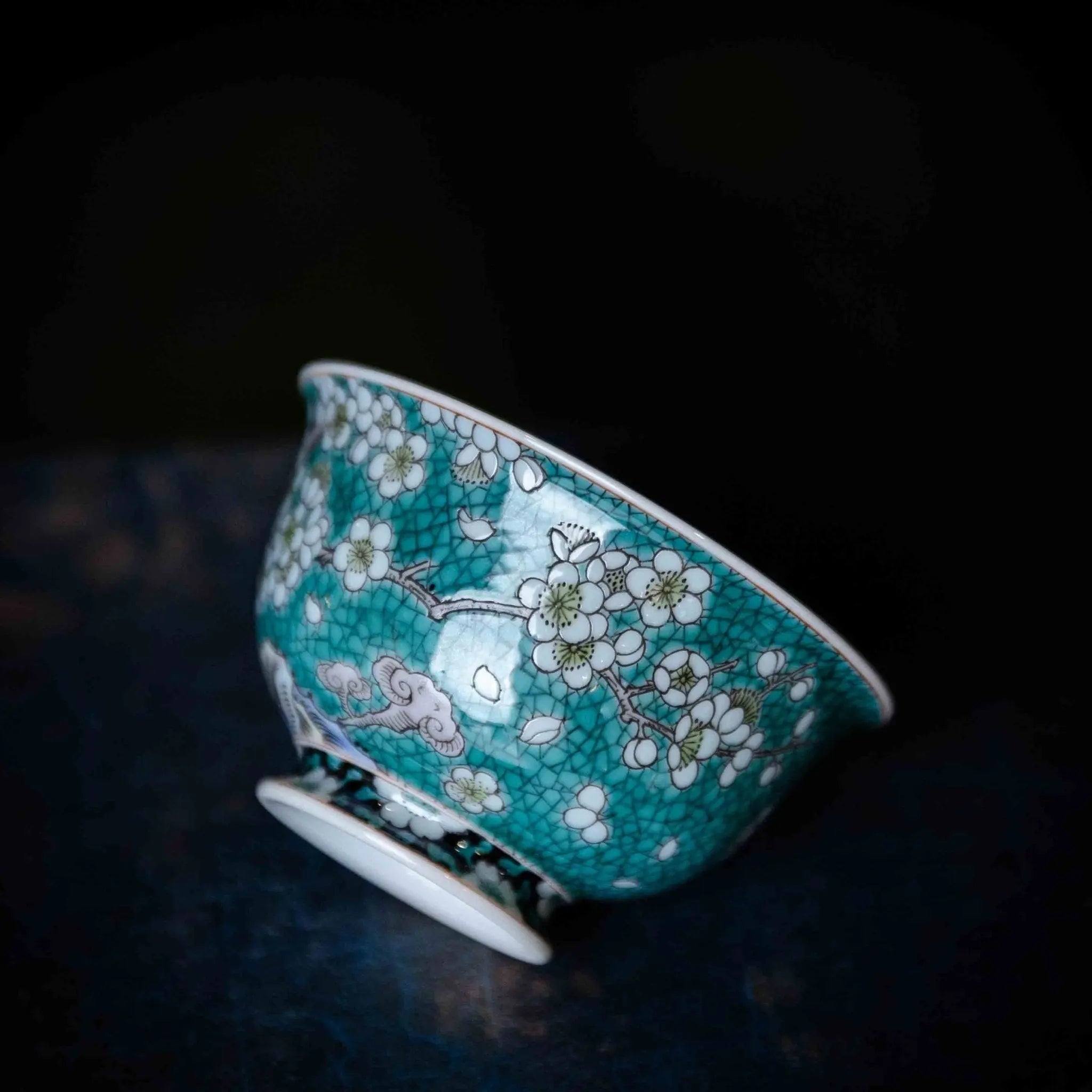 Bing Mei 100cc - Jing De Zhen Porcelain Gaiwan zycschina