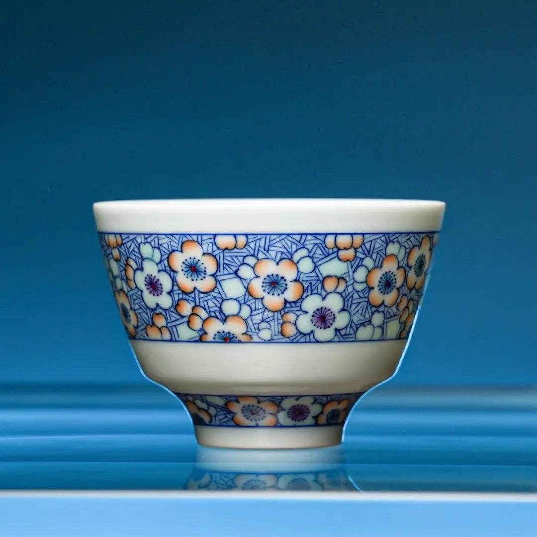 Bing Mei 125cc - Jing De Zhen Porcelain Gaiwan zycschina