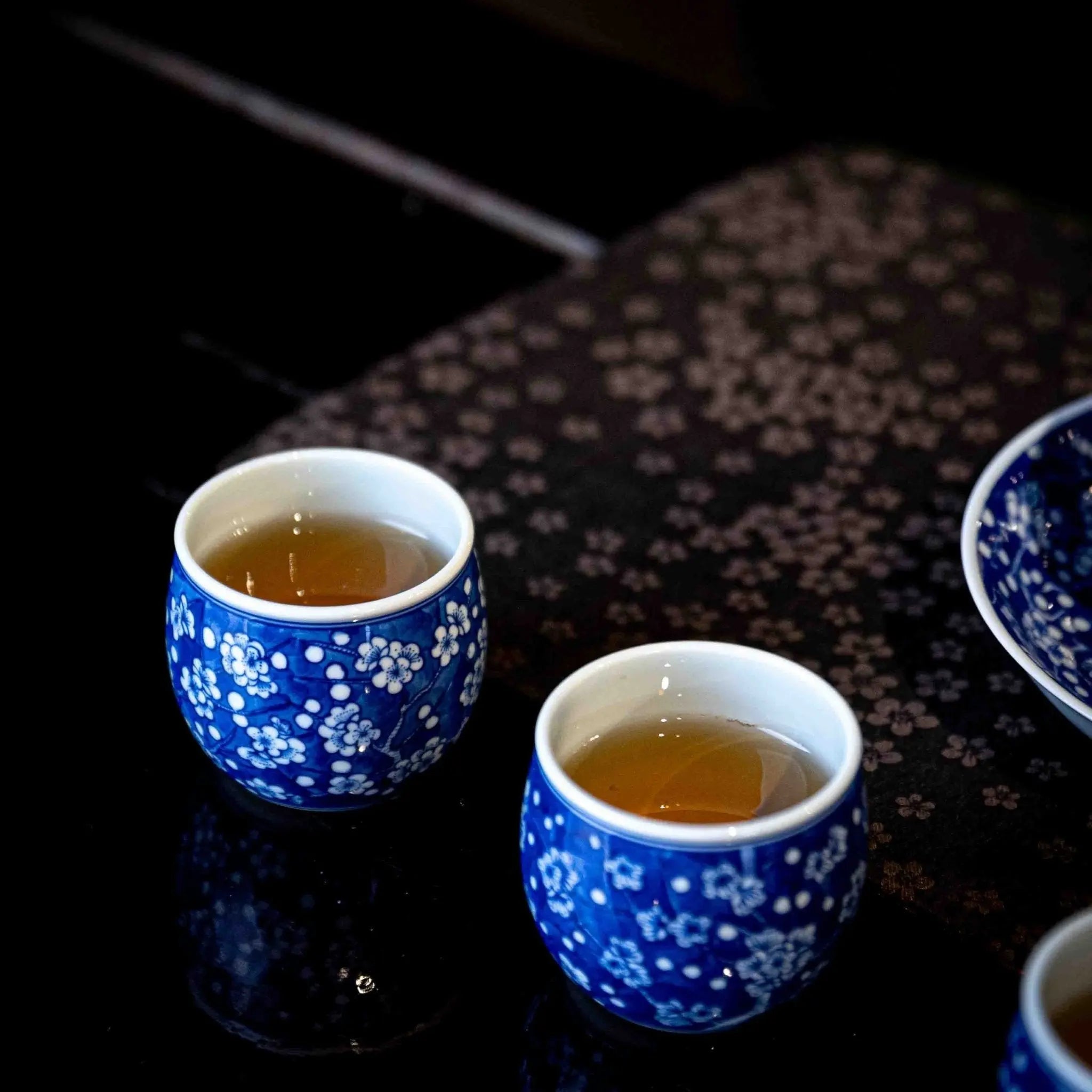 Bing Mei 150cc - Jing De Zhen Porcelain Gaiwan zycschina