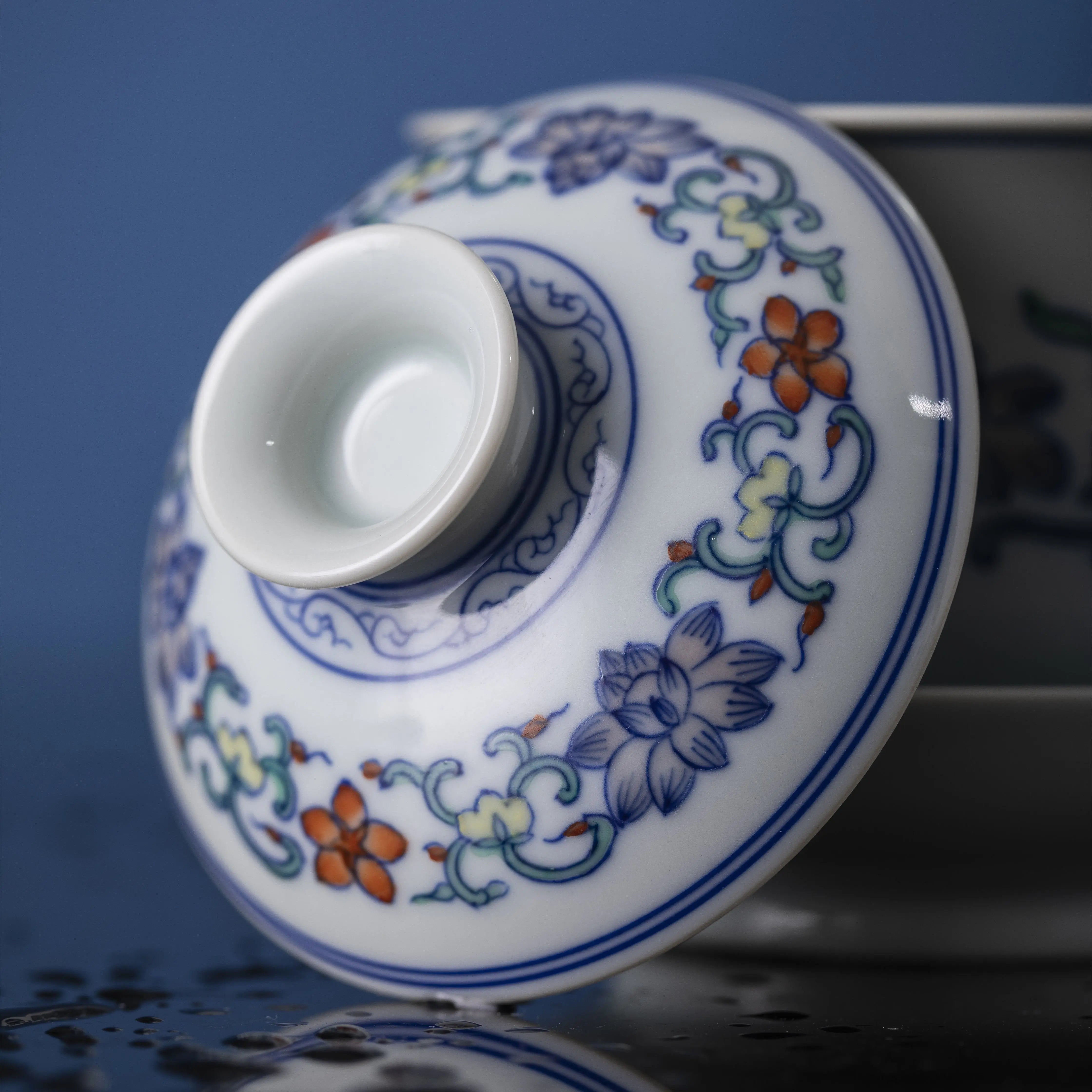 Chan Zhi Lian He Hua - Jing De Zhen Porcelain Gaiwan zycschina