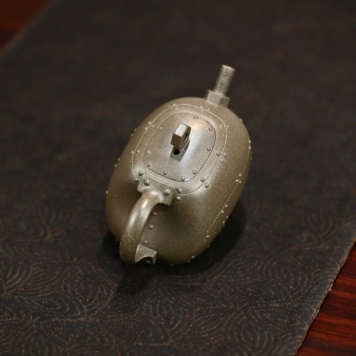 Cyberpunk 180cc - Yixing Handmade Teapot 江苏宜兴