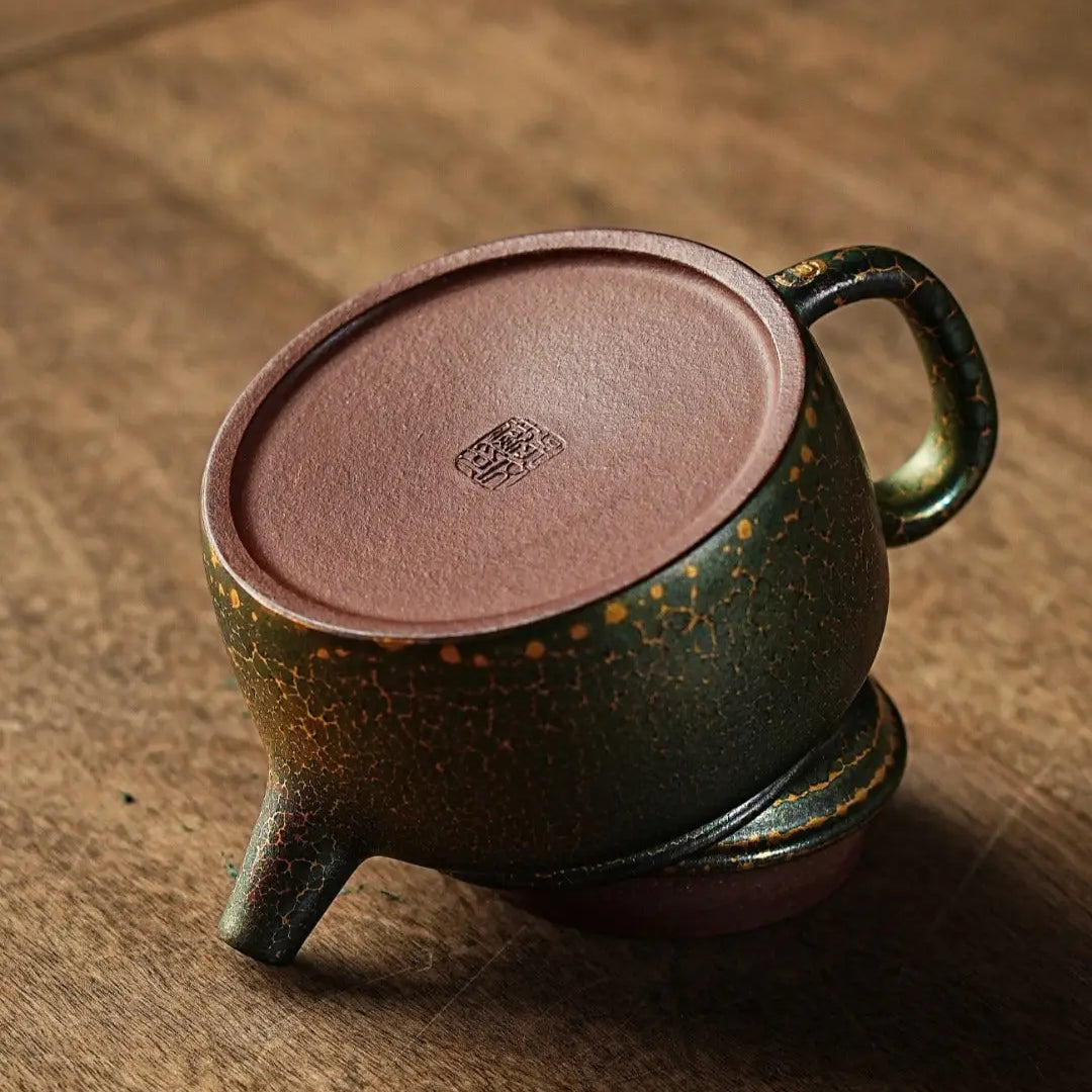 De Zhong 130cc - Yixing Handmade Teapot 江苏宜兴