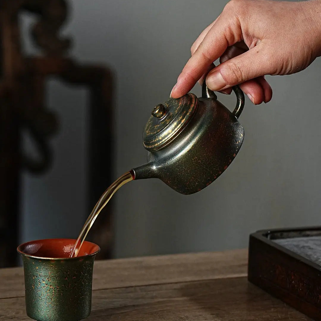 De Zhong 130cc - Yixing Handmade Teapot 江苏宜兴