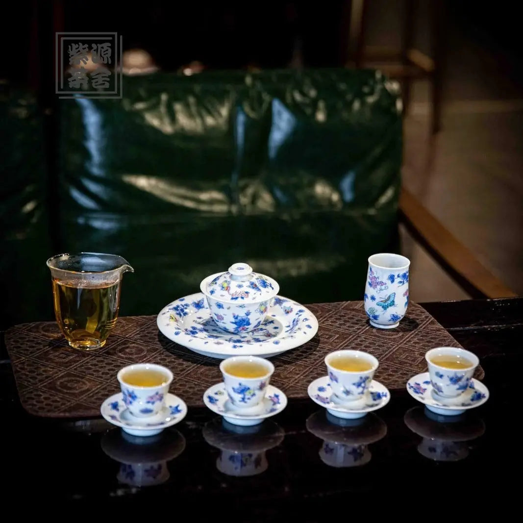 Die Lian Hua - Jing De Zhen Porcelain Gaiwan zycschina