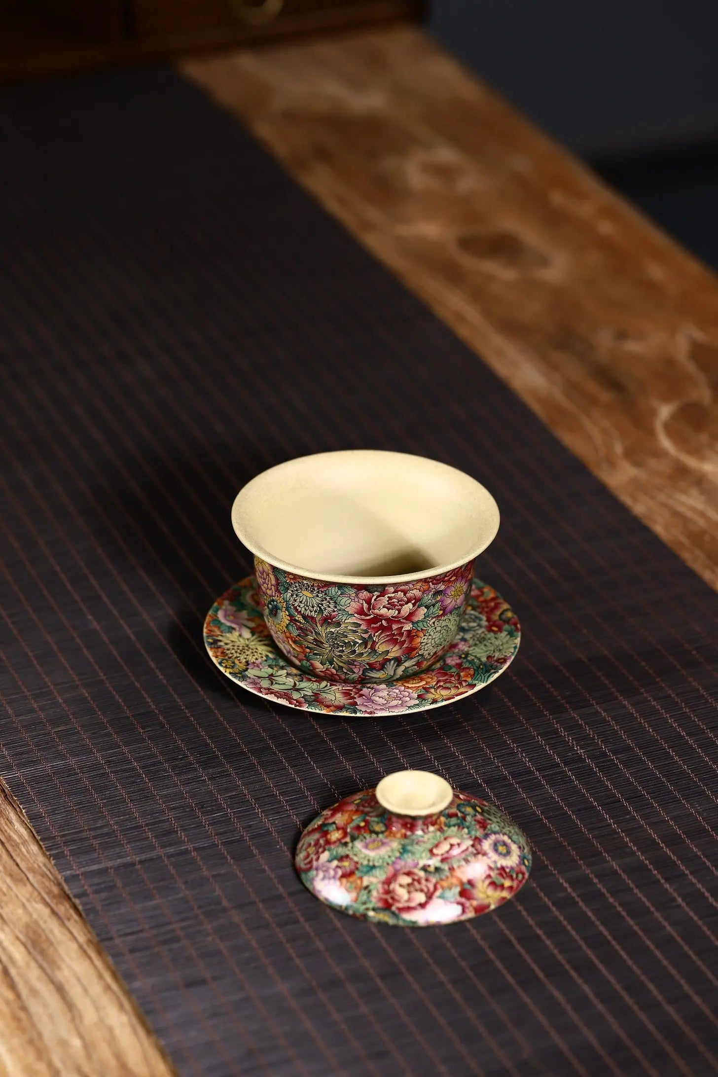 Fan Hua Si Jin 200cc - Yixing Handmade Gaiwan 江苏宜兴