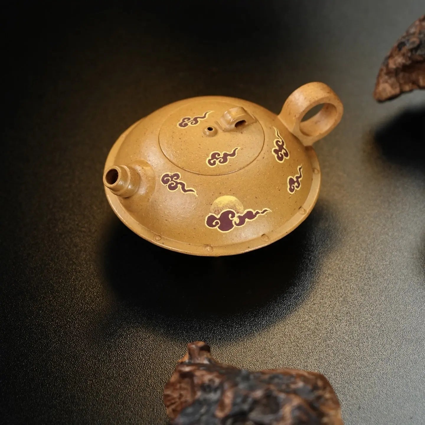 Fei Die 110cc - Yixing Handmade Teapot 江苏宜兴