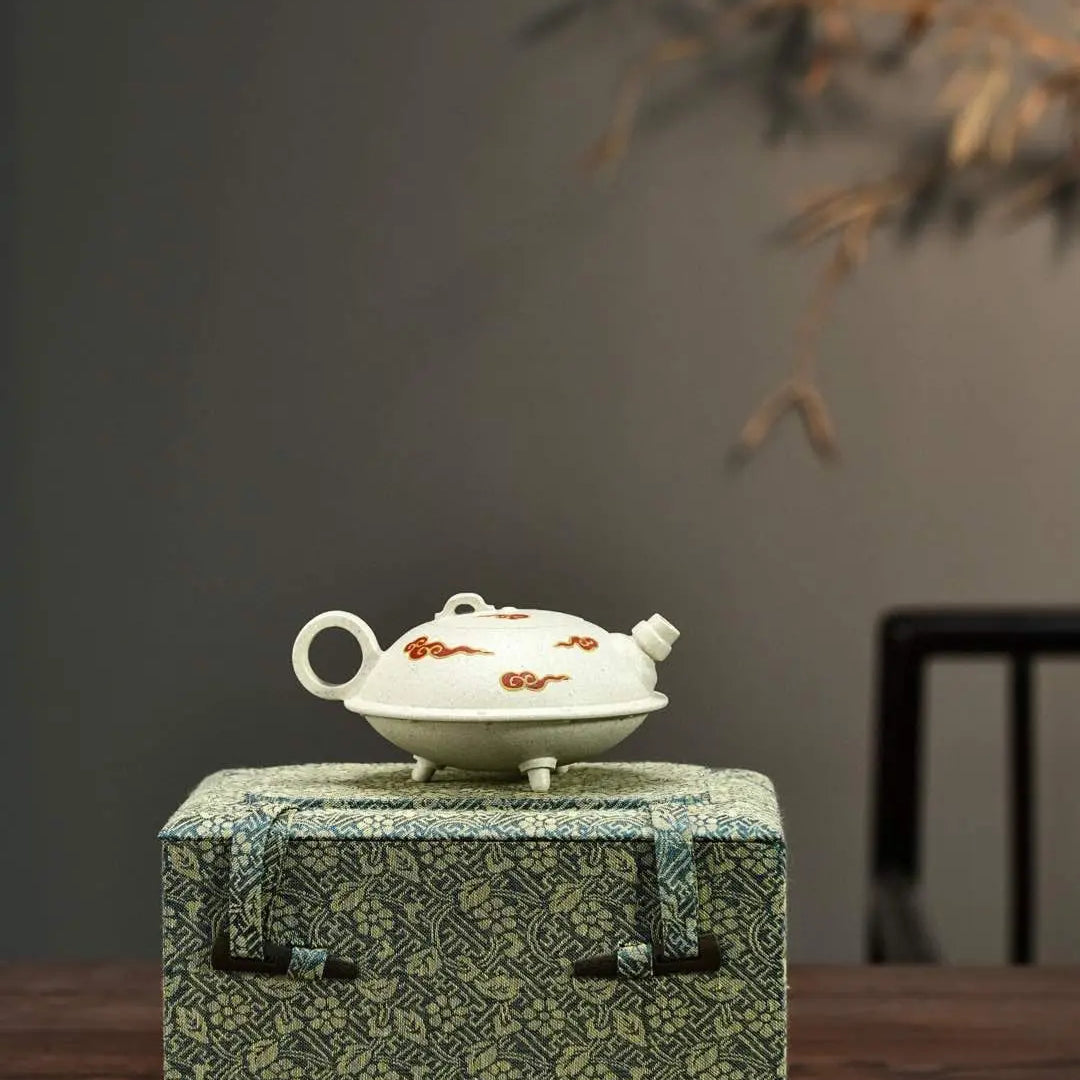 Fei Die 130cc - Yixing Handmade Teapot 江苏宜兴