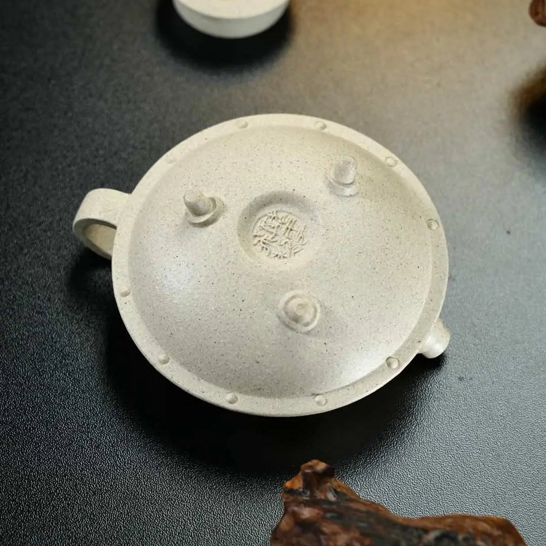 Fei Die 130cc - Yixing Handmade Teapot 江苏宜兴
