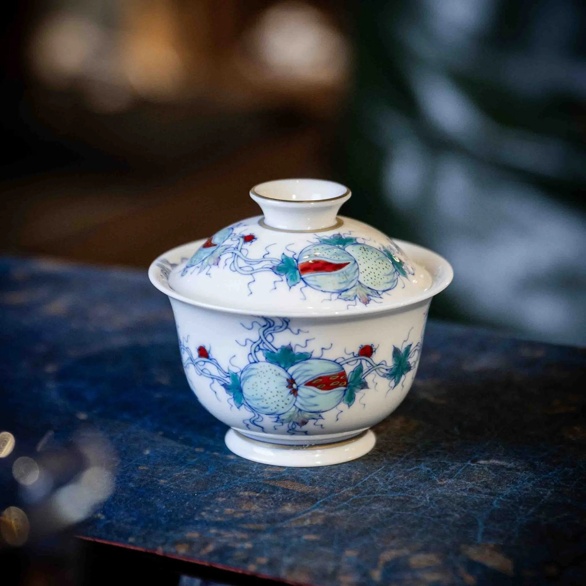 Gua Die Mian Mian 110cc - Jing De Zhen Porcelain Gaiwan zycschina