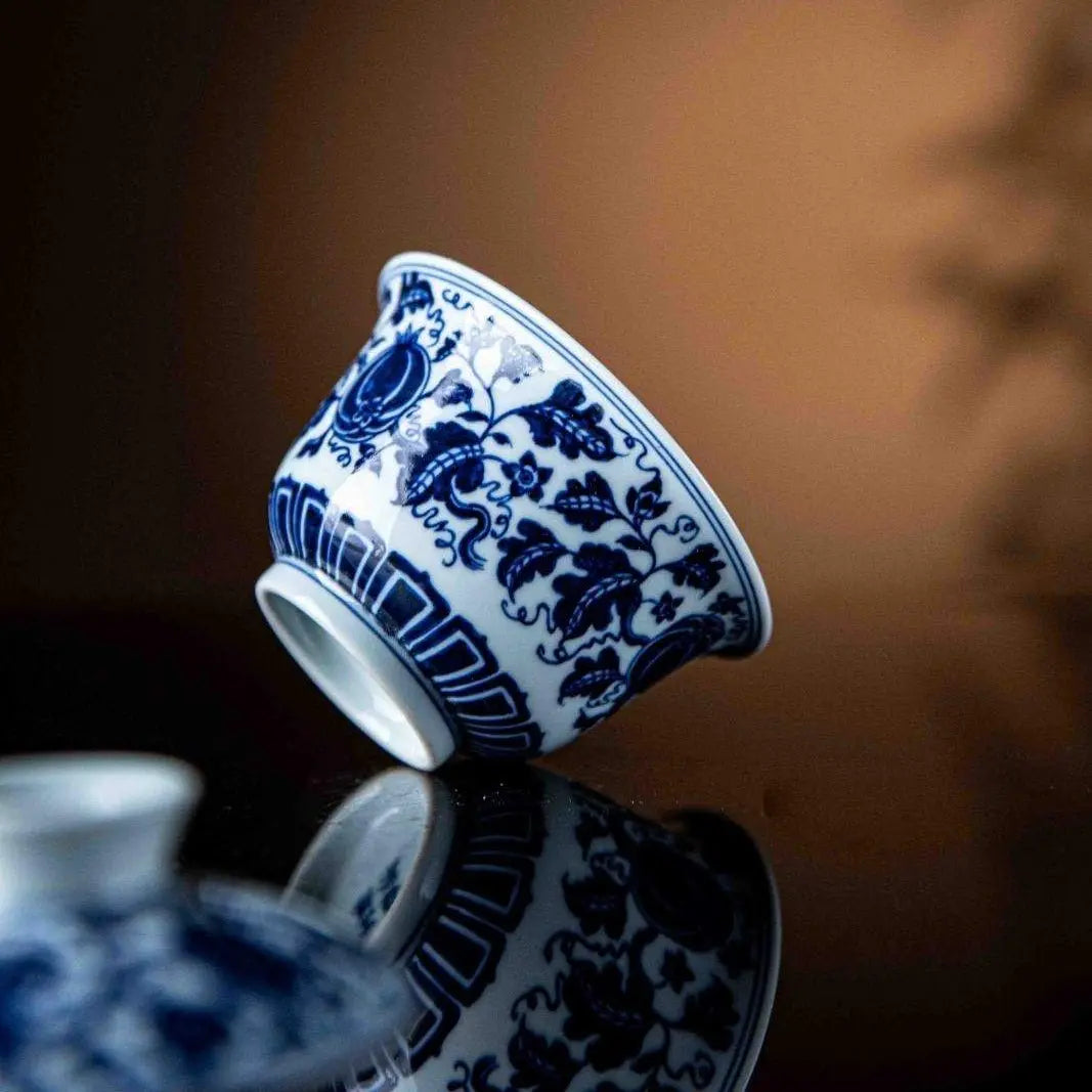 Gua Die Mian Mian 175cc - Jing De Zhen Porcelain Gaiwan zycschina