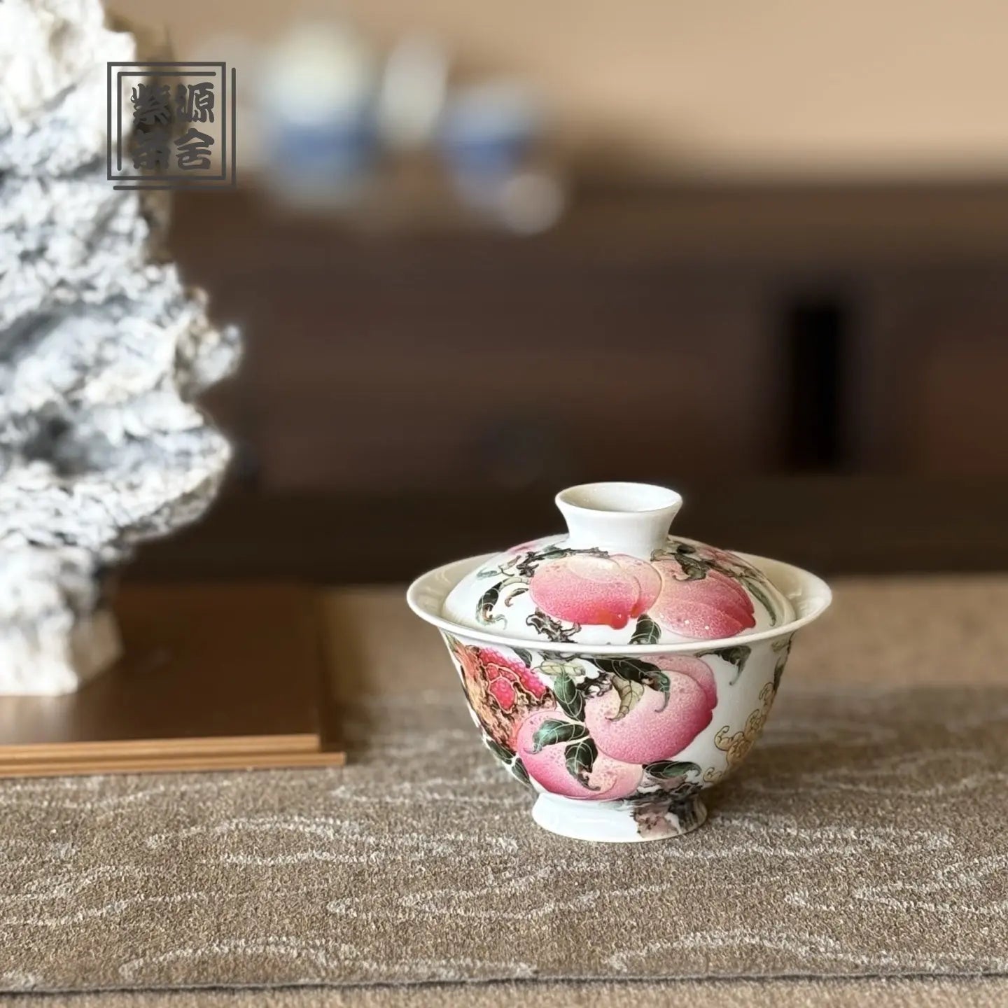 Guo Hua San Duo - Jing De Zhen Porcelain Gaiwan zycschina