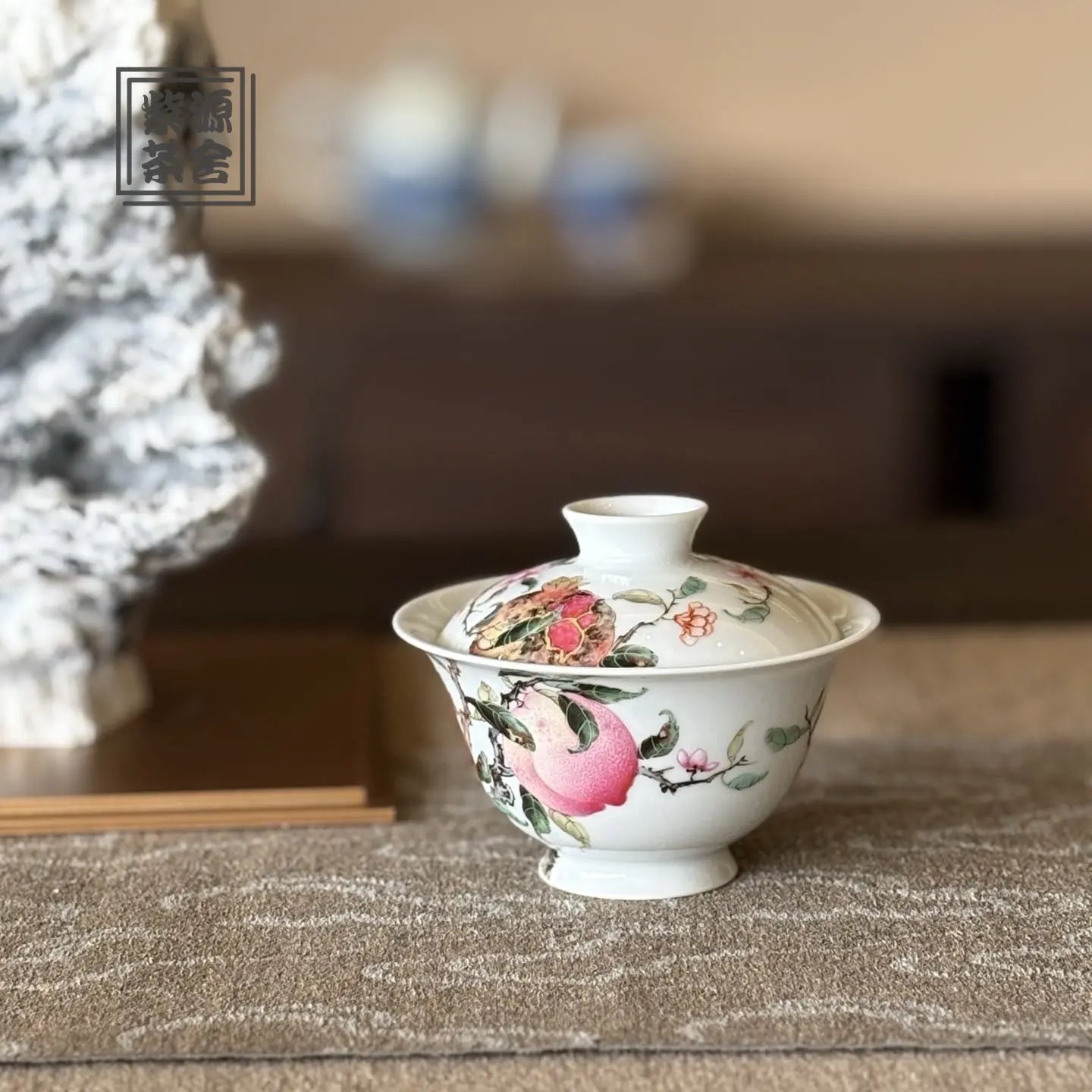 Guo Hua San Duo - Jing De Zhen Porcelain Gaiwan zycschina