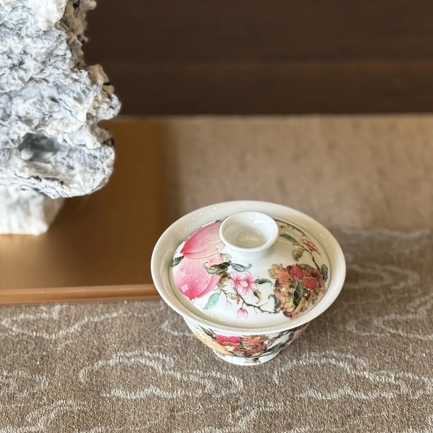 Guo Hua San Duo - Jing De Zhen Porcelain Gaiwan zycschina