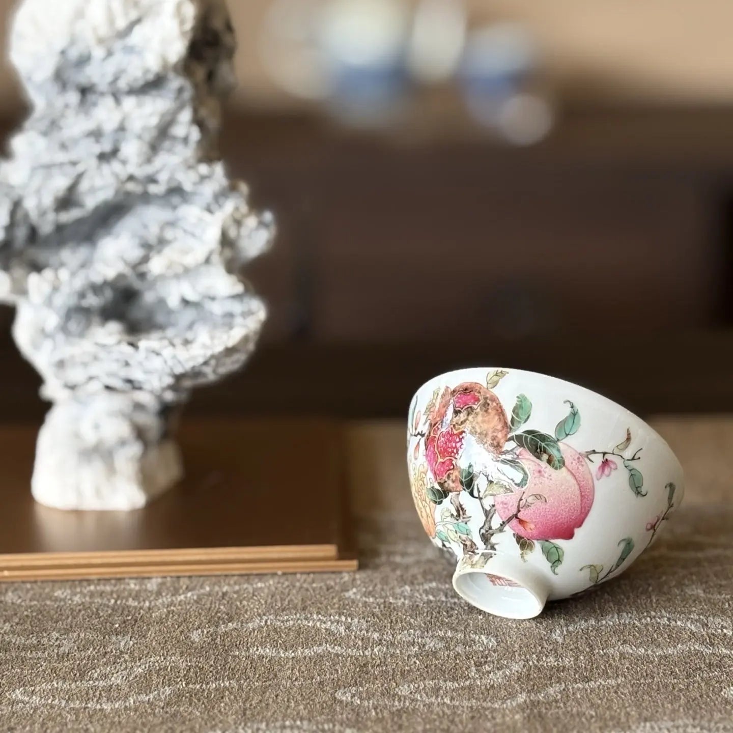 Guo Hua San Duo - Jing De Zhen Porcelain Gaiwan zycschina