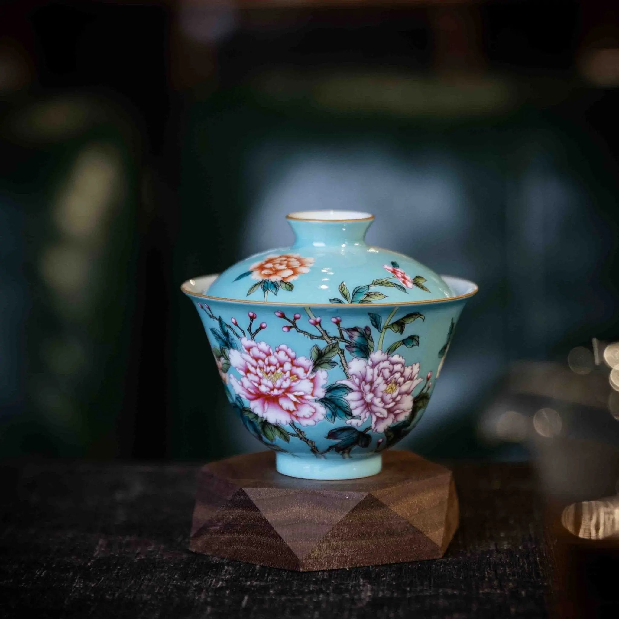 Guo Se Tian Xiang 150cc - Jing De Zhen Porcelain Gaiwan zycschina