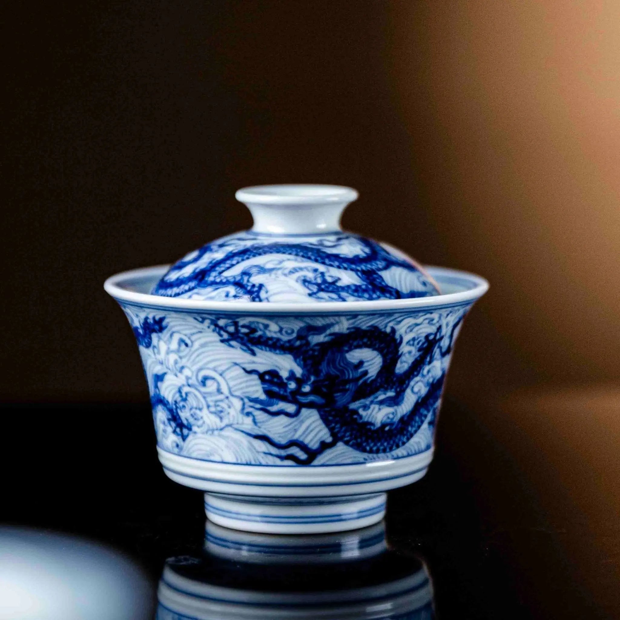 Hai Shui Long Wen 100cc - Jing De Zhen Porcelain Gaiwan zycschina