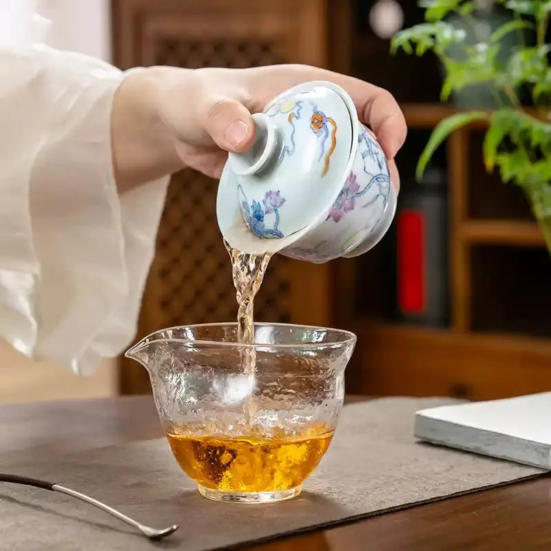He Hua Lian Chi - Jing De Zhen Porcelain Gaiwan zycschina