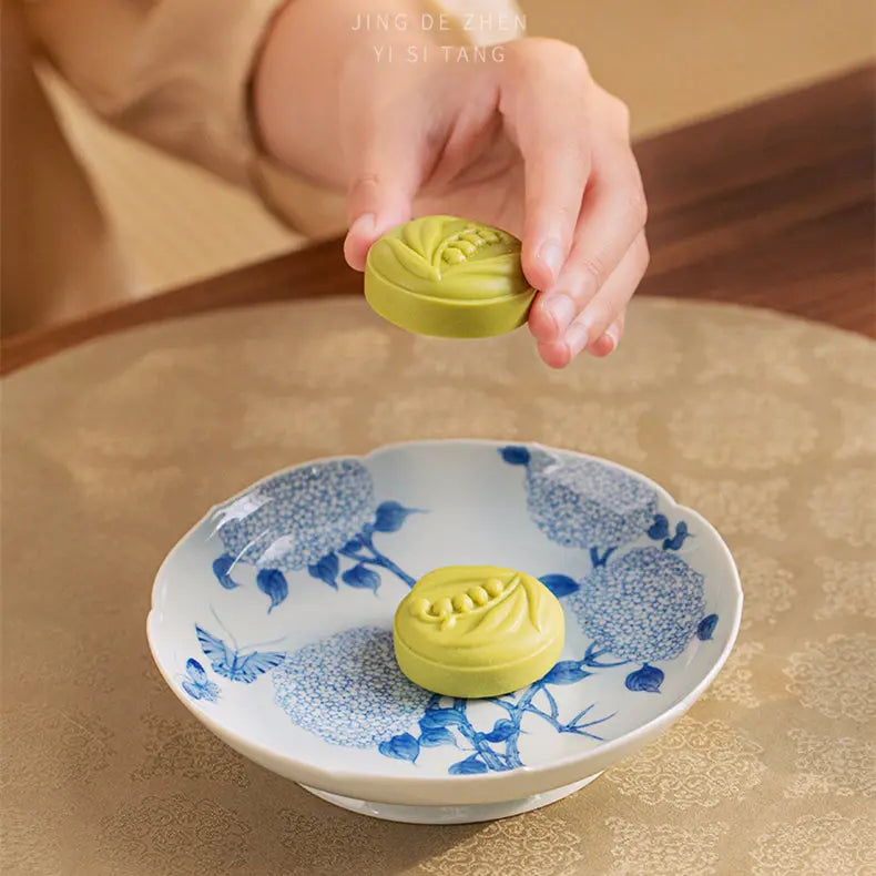 Hu Die Xiu Qiu Hua - Jing De Zhen Porcelain Gaiwan zycschina