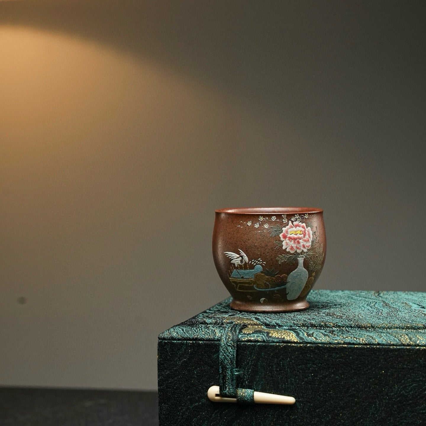 Hua Ting Yuan Rong 130cc - Yixing Handmade Teacup 江苏宜兴