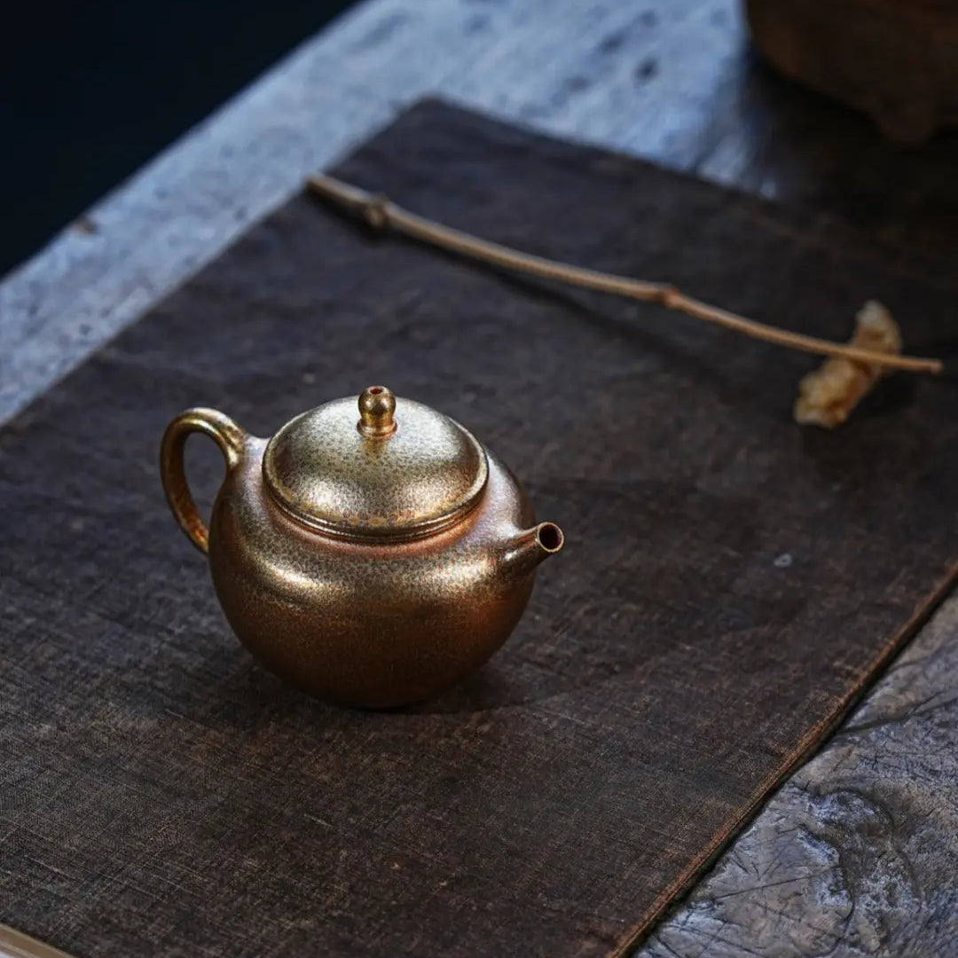Jin Bei Shao Gong Zhu 140cc - Yixing Handmade Teapot 江苏宜兴