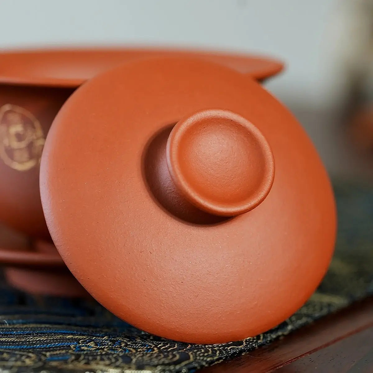 Jin Yu Man Tang 120cc - Yixing Handmade Gaiwan 江苏宜兴