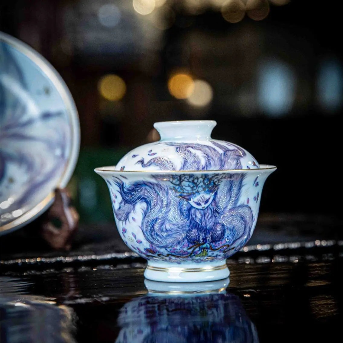 Jiu Wei Hu - Jing De Zhen Porcelain Gaiwan zycschina