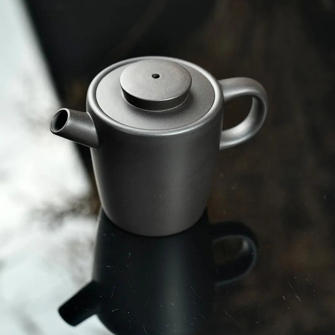 Ju Lun 180cc - Yixing Handmade Teapot 江苏宜兴