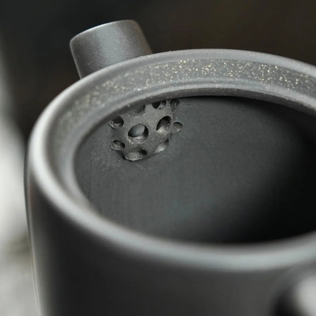 Ju Lun 180cc - Yixing Handmade Teapot 江苏宜兴