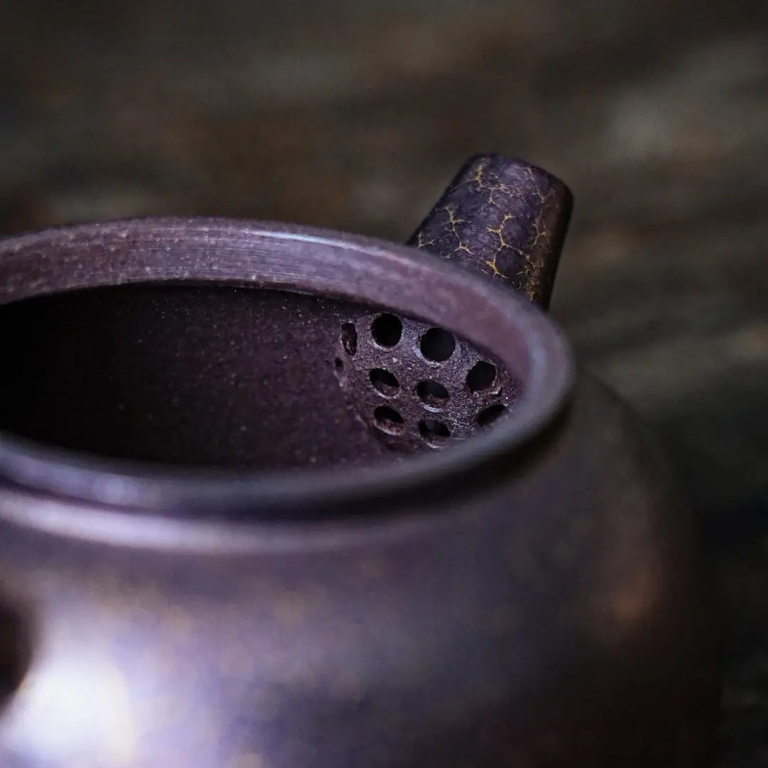 Ju Lun Zhu 100cc - Yixing Handmade Teapot 江苏宜兴