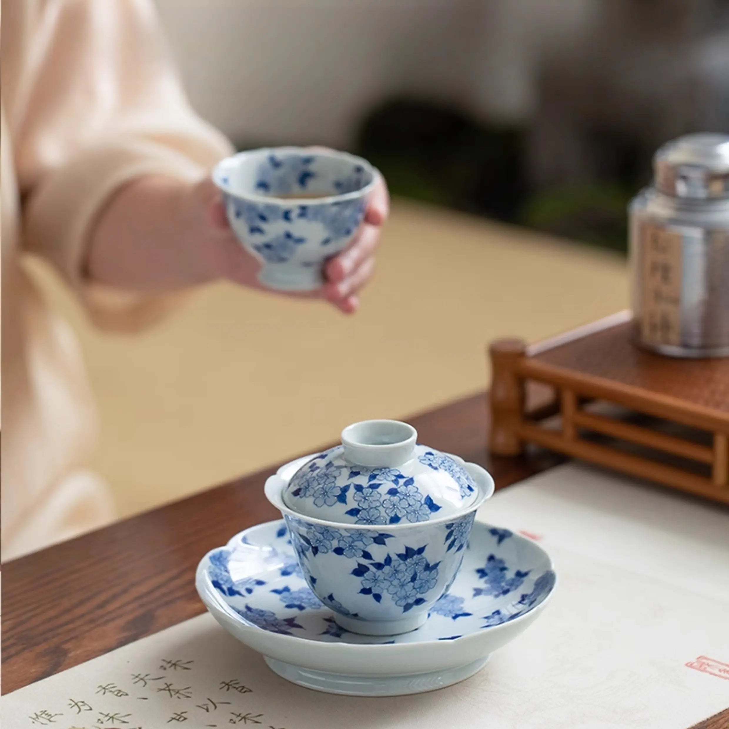 Li Hua Sa Jin - Jing De Zhen Porcelain Gaiwan zycschina
