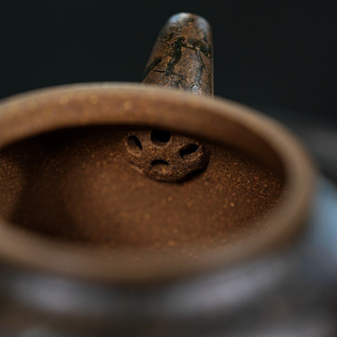Li Mao 150cc - Yixing Handmade Teapot 江苏宜兴