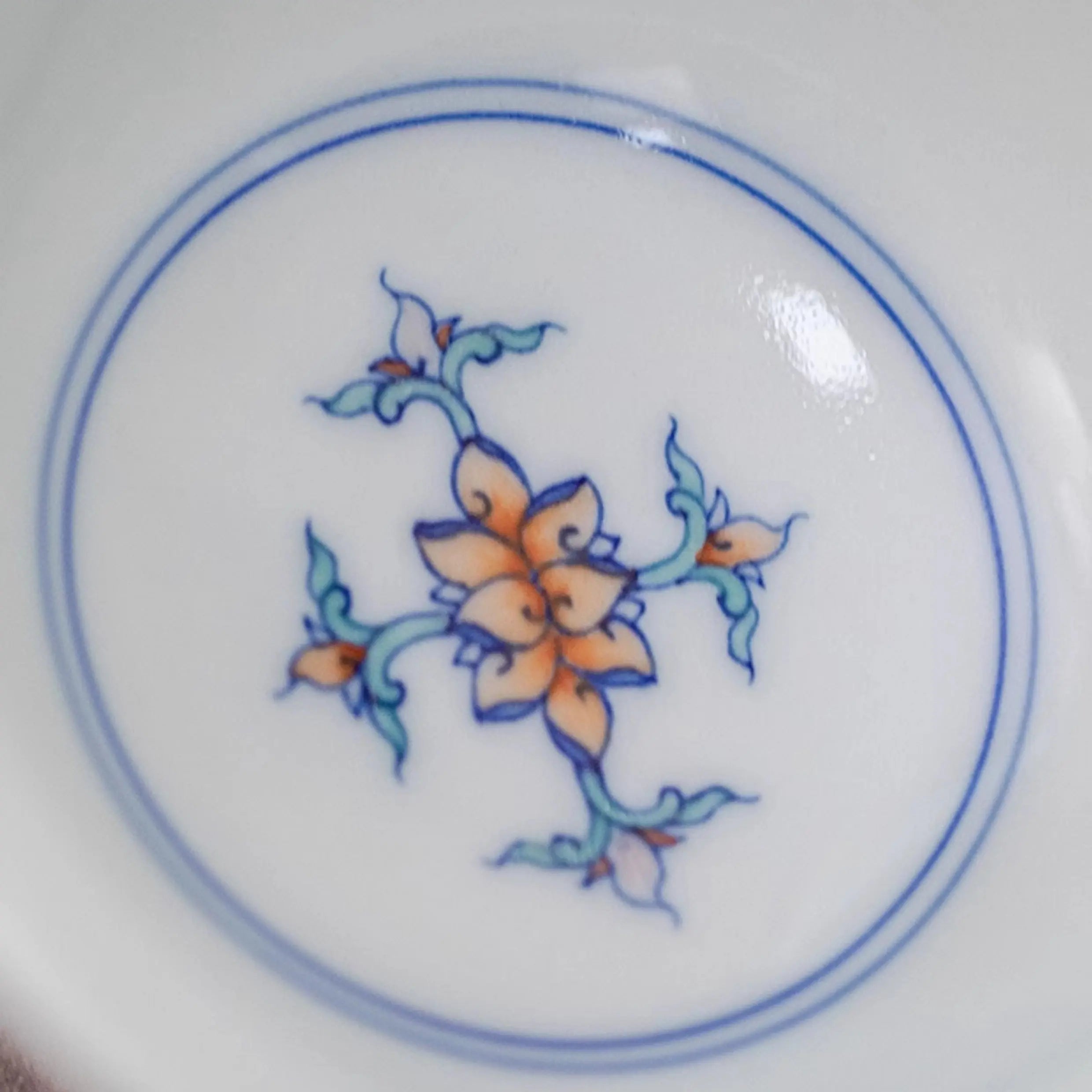 Lian Tuo Ba Bao - Jing De Zhen Porcelain Gaiwan zycschina