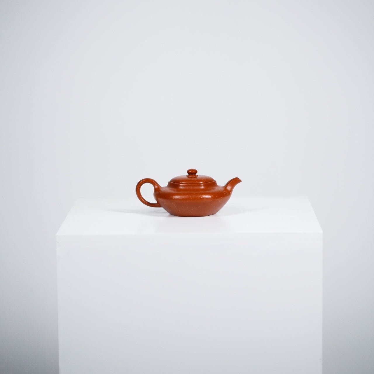Liu Fang Shu He 150cc - Yixing Handmade Teapot 江苏宜兴