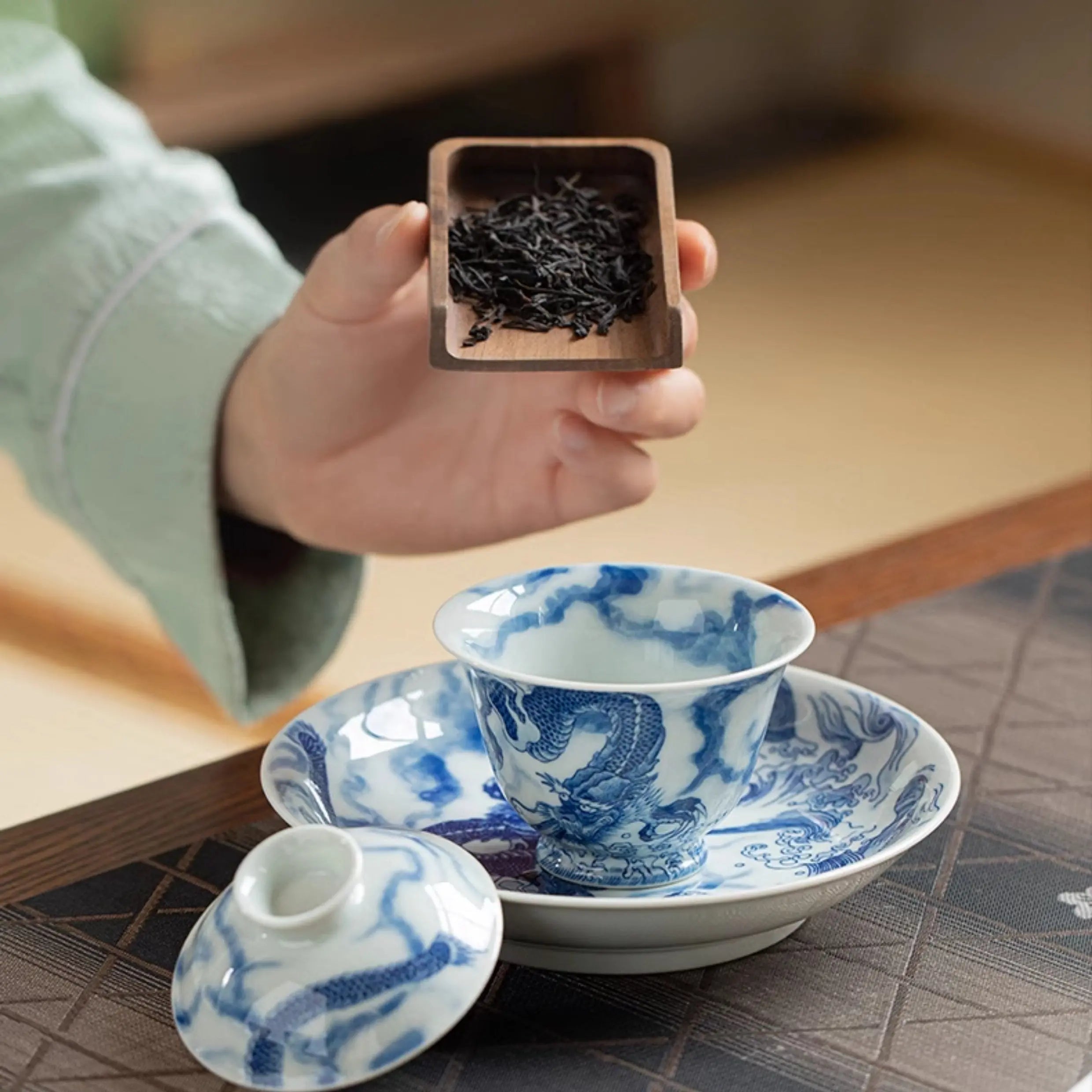 Long Teng Tu - Jing De Zhen Porcelain Gaiwan zycschina
