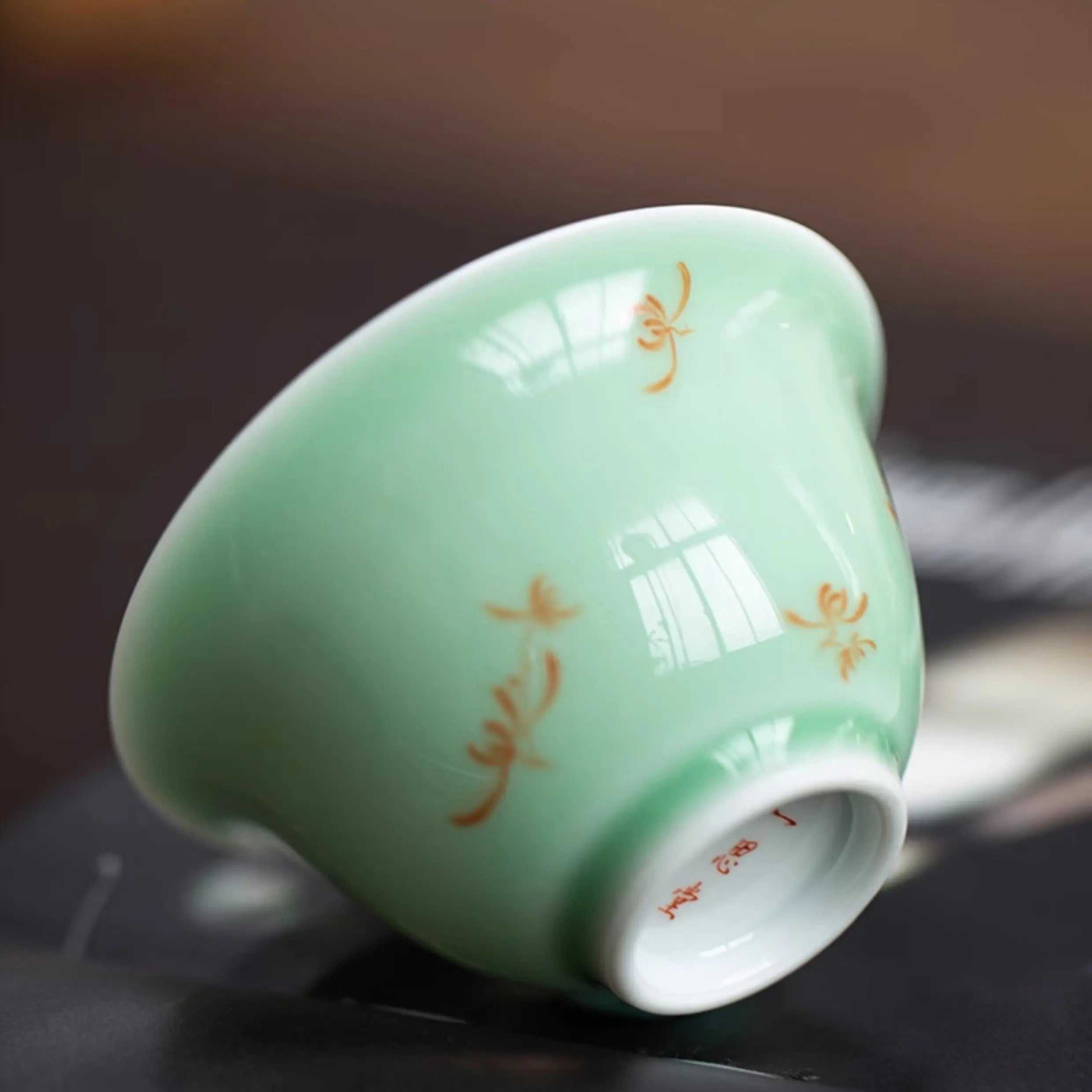 Lv You Zhu Ren Bei Xi Lie - Jing De Zhen Porcelain Teacup zycschina