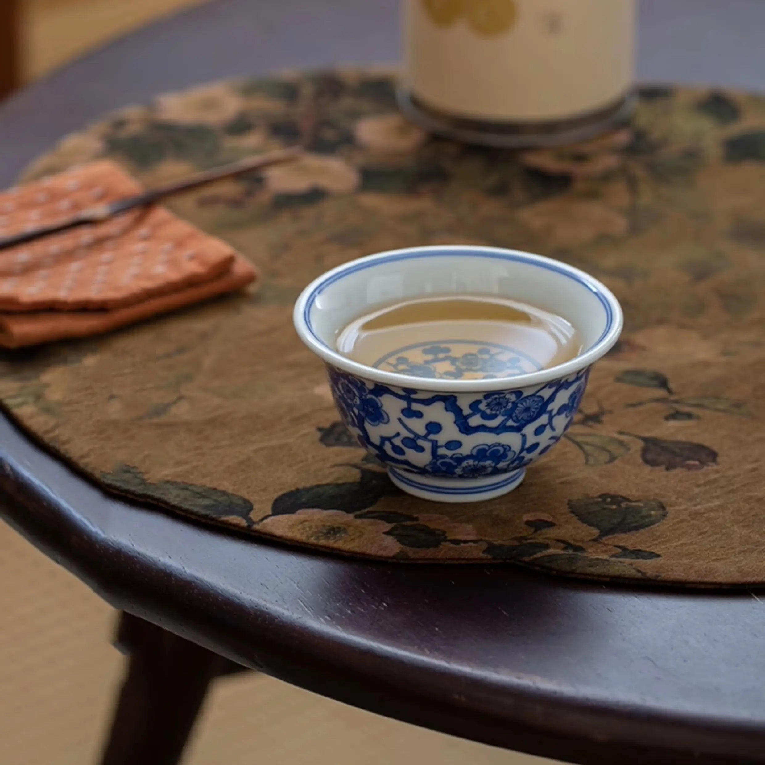 Mei Hua Man Wen - Jing De Zhen Porcelain Teacup zycschina