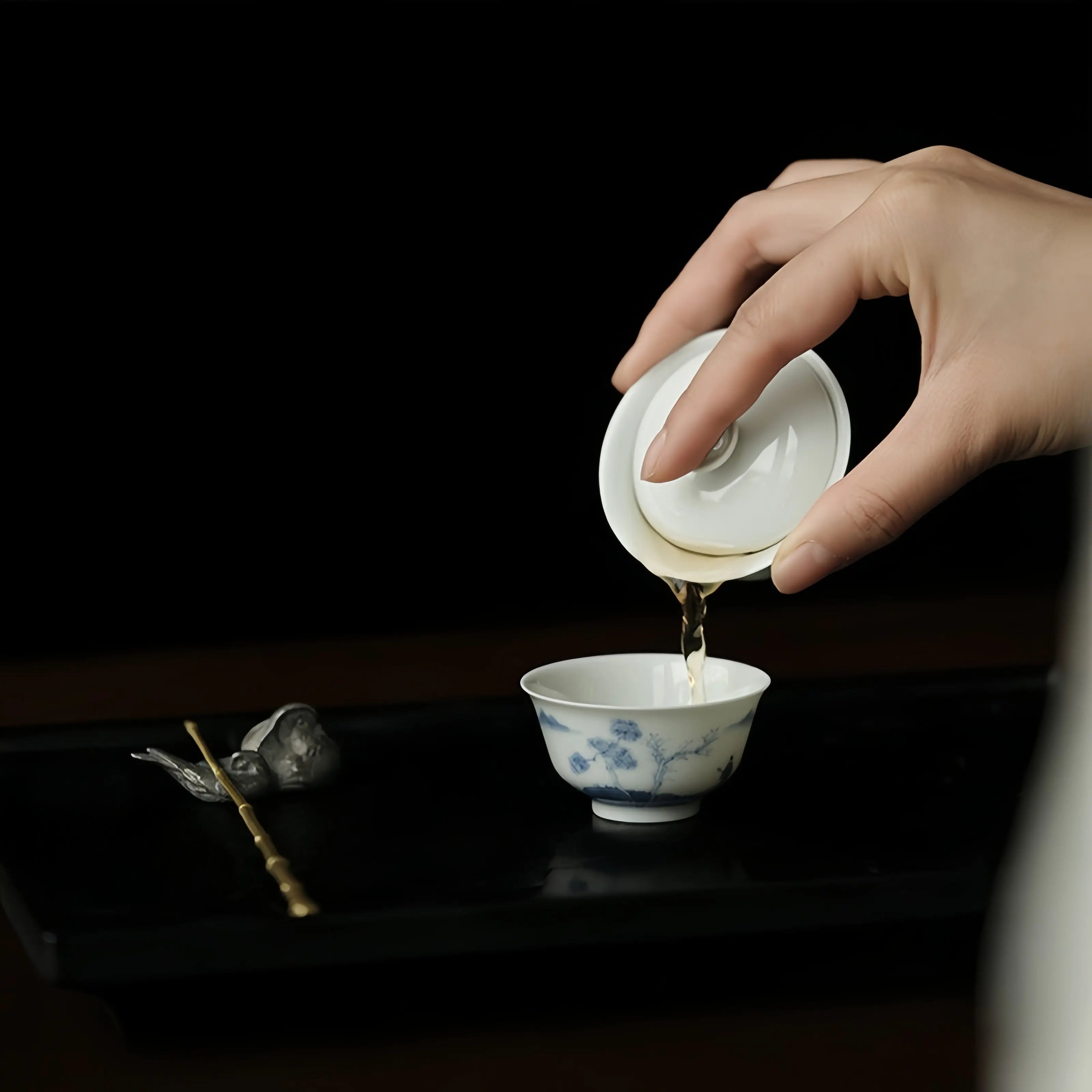 MiNi Shen Ping 50cc - Jing De Zhen Porcelain Gaiwan zycschina