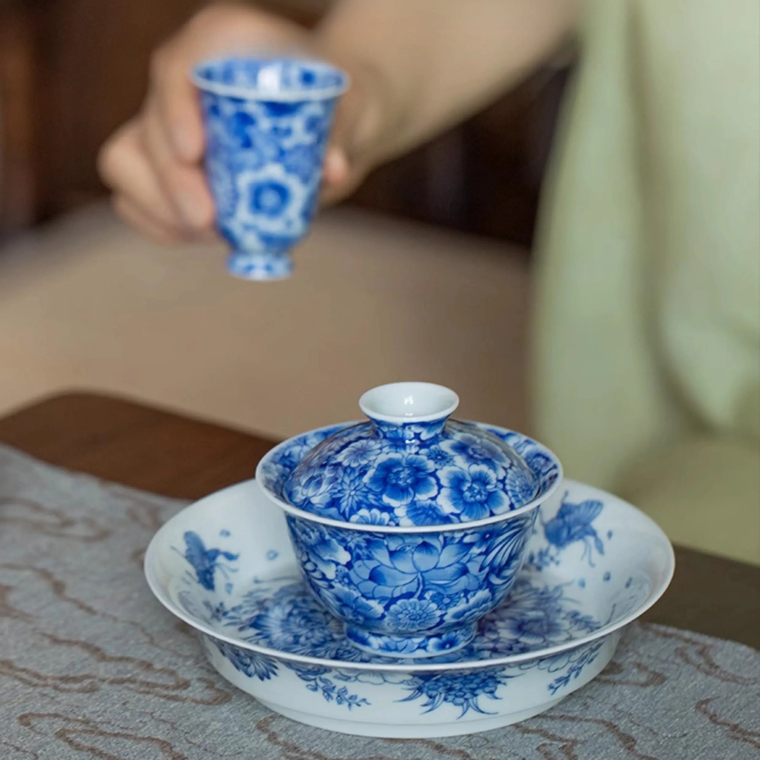 Nei Wai Wan Hua - Jing De Zhen Porcelain Gaiwan zycschina